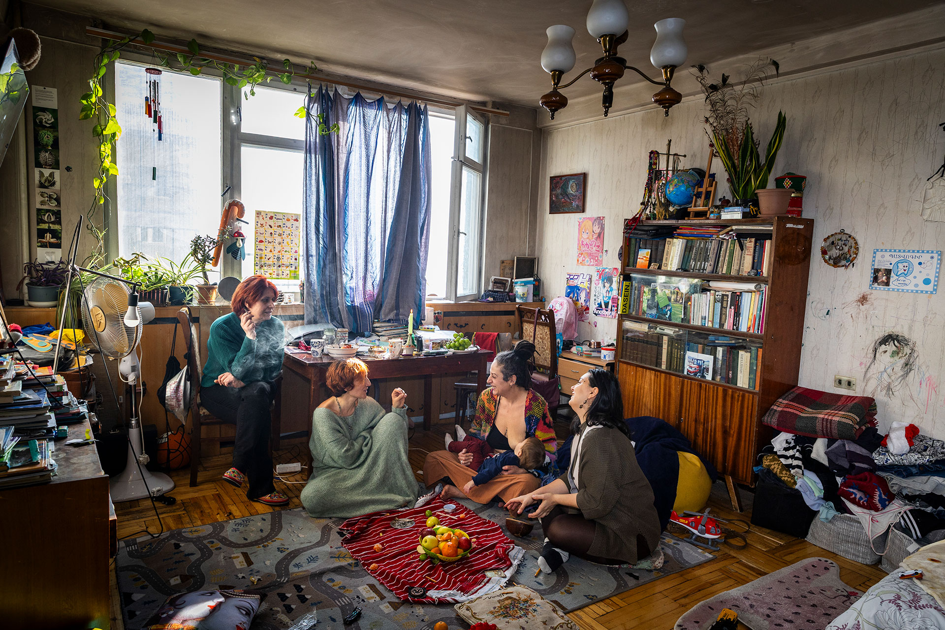 Cinzia Canneri, Women Bodies in Battlefields-14